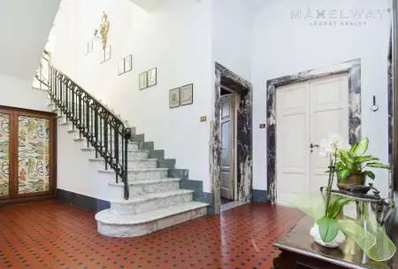 VILLA MARIE