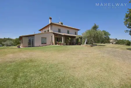 VILLA NEAR ASSISI
