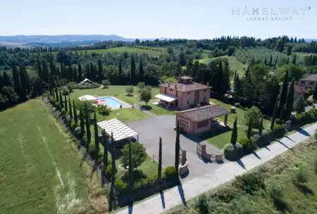  ELEGANT VILLA