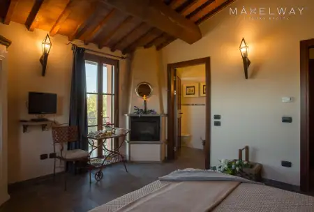  ELEGANT VILLA