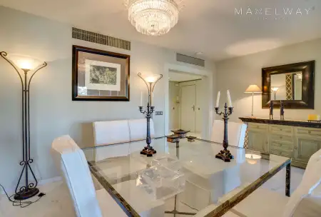 LUXE APARTMENT IN MARBELLA 
