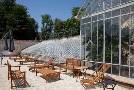 CHATEAU NEAR PARIS