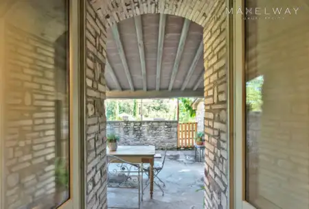 TUSCAN STONE VILLA