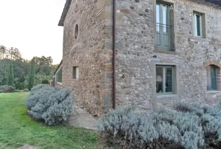 TUSCAN STONE VILLA