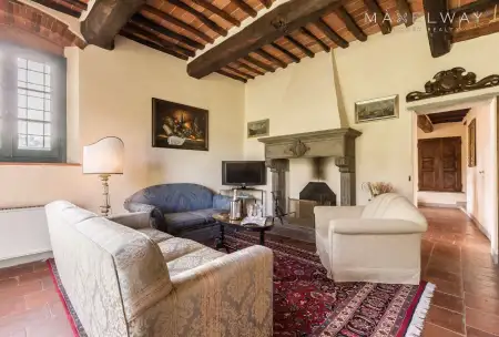 STUNNING TENUTA