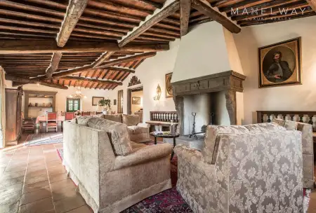 STUNNING TENUTA