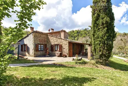 PRESTIGIOUS TUSCAN VILLA