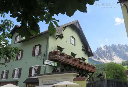DOLOMITI BOUTIQUE B&B